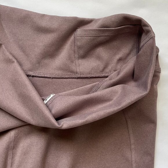 Fabletics High Waisted Leggings Desert Shadows Women’s Size Large - Picture 4 of 7